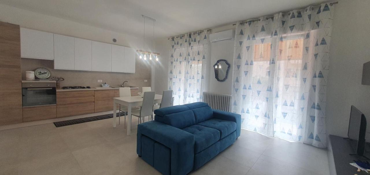Casa Riblo E Flo Apartment Monopoli Exterior photo